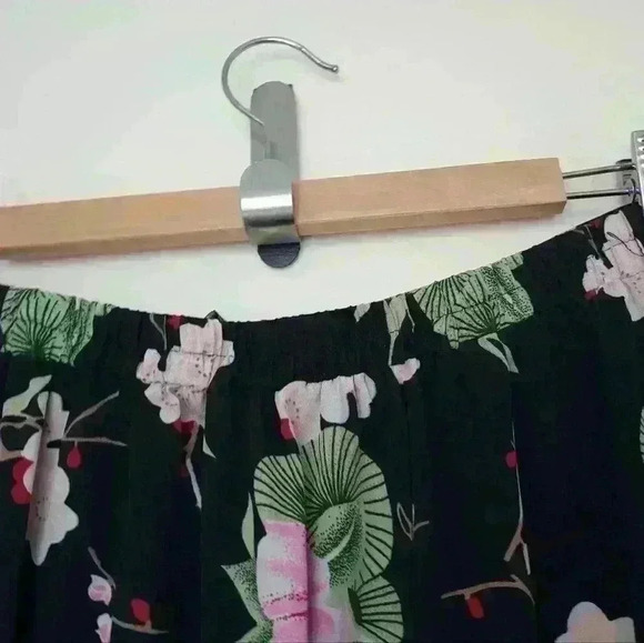 New York Clothing Company Floral Long Skirt with elastic waistband - Picture 9 of 11